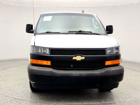 Used 2021 Chevrolet Express 2500 w/ Driver Convenience Package RWD image 2