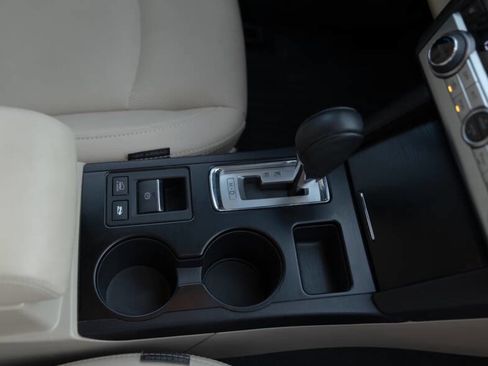 Used 2017 Subaru Outback 3.6R Limited image 10