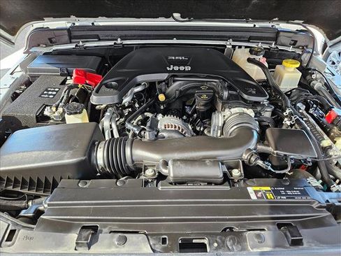 Used 2020 Jeep Gladiator Sport w/ Quick Order Package 24S image 22