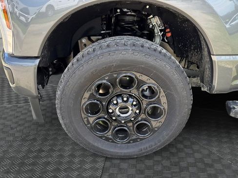 New 2025 Ford F350 Lariat w/ Lariat Ultimate Package image 17