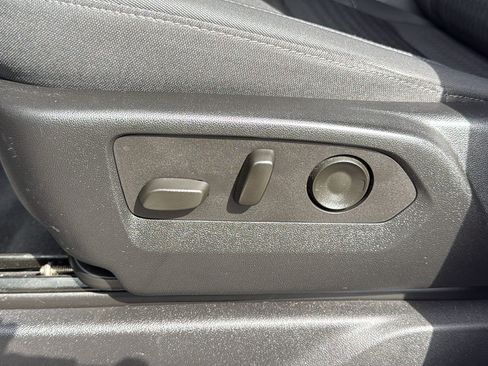 Certified 2022 Chevrolet Silverado 1500 RST AWD/4WD image 14