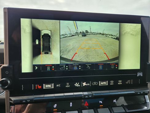 Used 2025 GMC Hummer EV 3X w/ LPO, Sport Package image 29