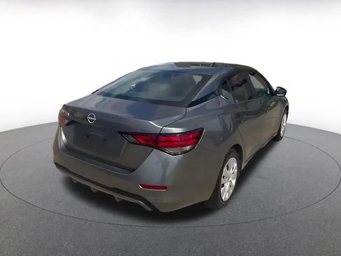 Used 2025 Nissan Sentra S image 14