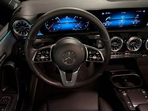 Used 2023 Mercedes-Benz CLA 250 4MATIC image 13