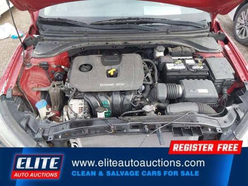 Used 2017 Hyundai Elantra SE image 20