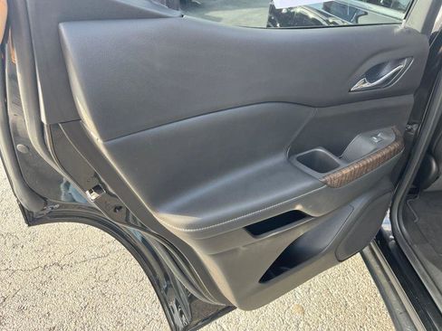 Used 2021 GMC Acadia Denali w/ Denali Ultimate Package image 23