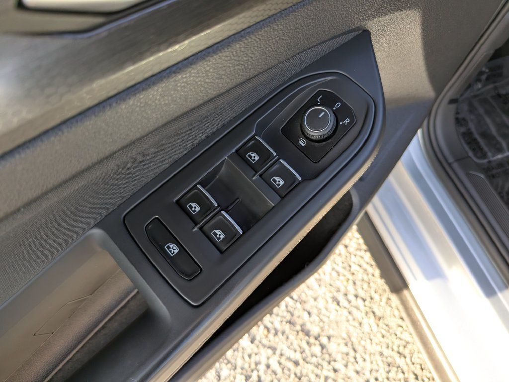 Used 2022 Volkswagen GTI S FWD image 16