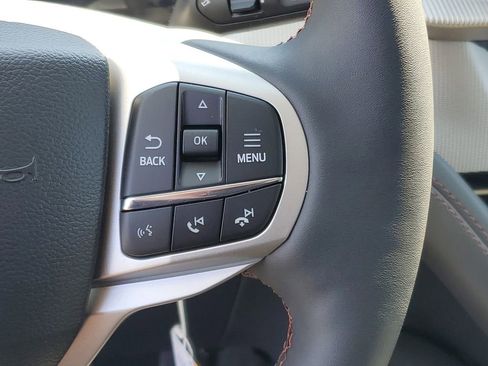 New 2026 Ford Explorer Active AWD/4WD image 16