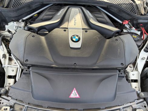 Used 2015 BMW X6 xDrive50i AWD/4WD image 29