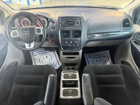 Used 2016 Dodge Grand Caravan SE w/ Quick Order Package 29E SE FWD image 20