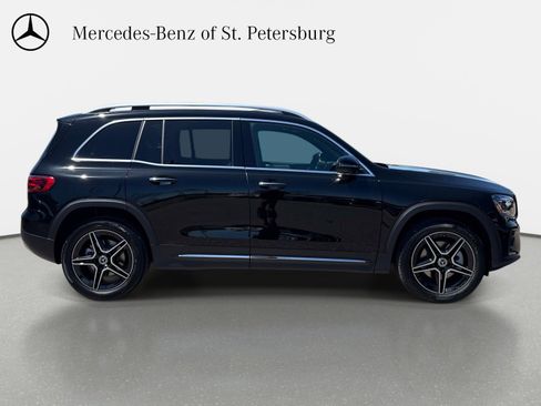New 2026 Mercedes-Benz GLB 250 4MATIC image 5