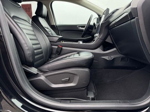 Used 2024 Ford Edge SEL image 19