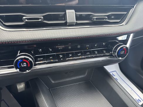 New 2026 Chevrolet Equinox RS w/ Convenience Package III image 21