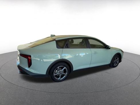 Used 2025 Kia K4 LXS FWD image 12