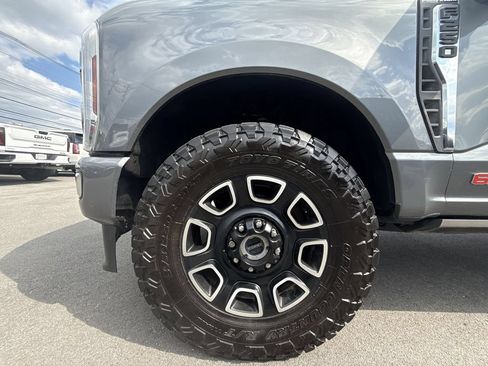 Used 2024 Ford F250 Platinum AWD/4WD image 10