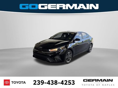 Used 2023 Kia Forte LXS w/ LXS Technology Package FWD image 1