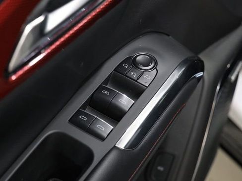 Used 2025 Chevrolet Traverse RS AWD/4WD image 22