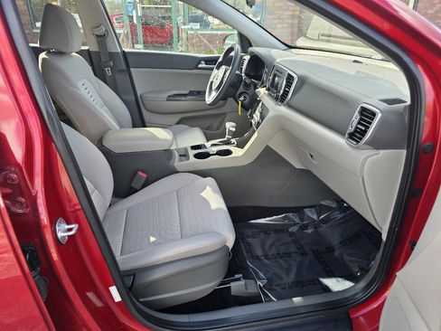 Used 2018 Kia Sportage LX image 14