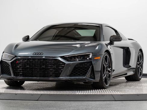Used 2022 Audi R8 V10 performance w/ R8 Performance Design Package image 3