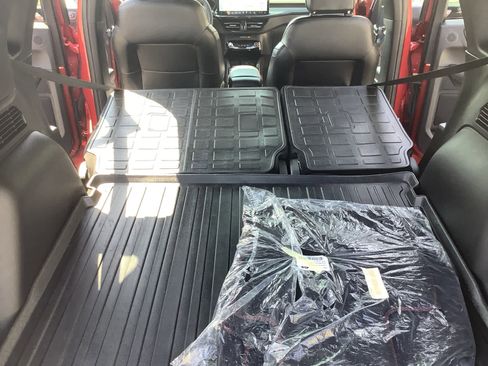 Used 2023 Ford Escape ST-Line Select w/ Tech Pack #2 image 20