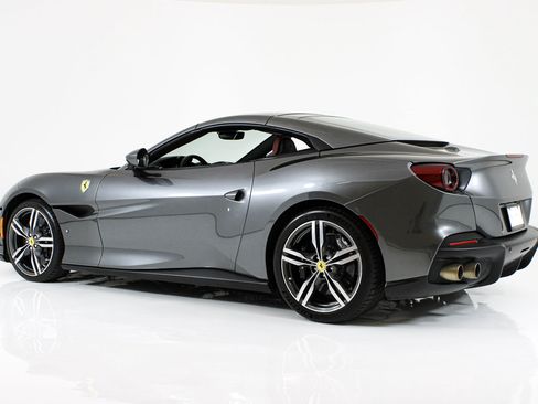 Certified 2022 Ferrari Portofino M RWD image 8
