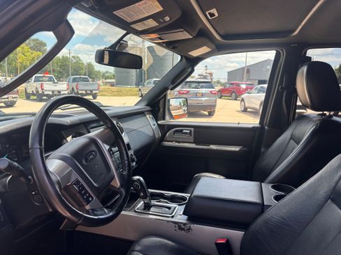 Used 2015 Ford Expedition EL Limited w/ Equipment Group 301A AWD/4WD image 10