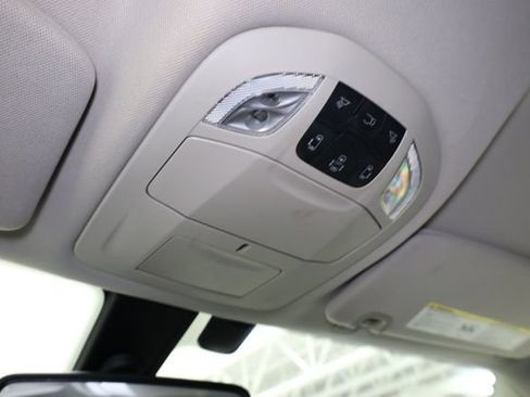 Used 2018 Chrysler Pacifica Touring Plus image 26