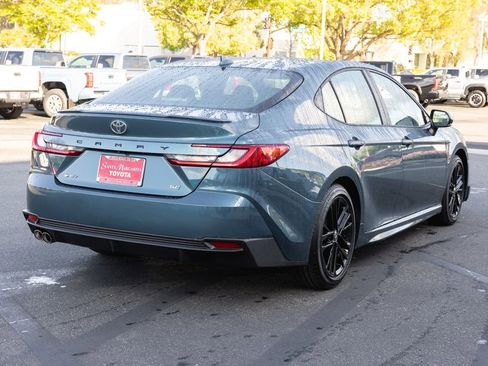 Used 2026 Toyota Camry LE image 5