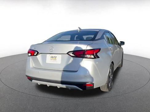 Used 2025 Nissan Versa SV image 12