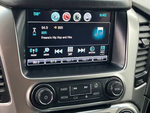 Used 2019 Chevrolet Suburban LT image 24