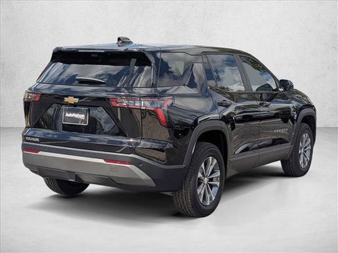 New 2026 Chevrolet Equinox LT w/ Safety and Technology Package image 2