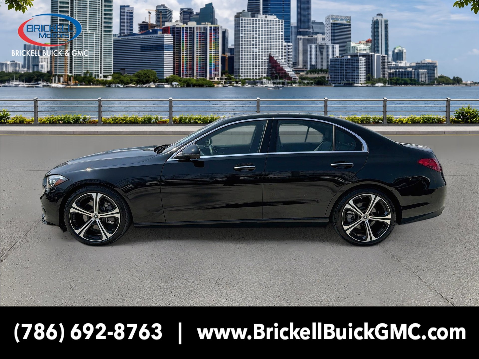 Used 2025 Mercedes-Benz C 300 Sedan image 2