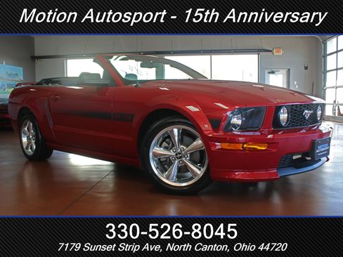 Used 2008 Ford Mustang GT Premium image 2