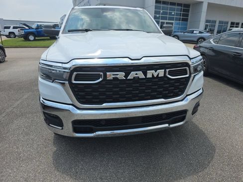 Used 2025 RAM 1500 Big Horn AWD/4WD image 7
