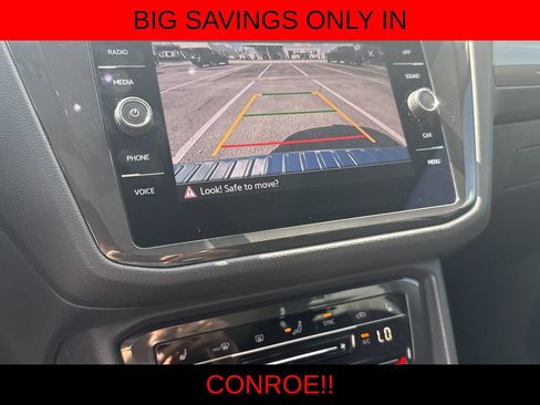 Used 2022 Volkswagen Tiguan SE FWD image 21