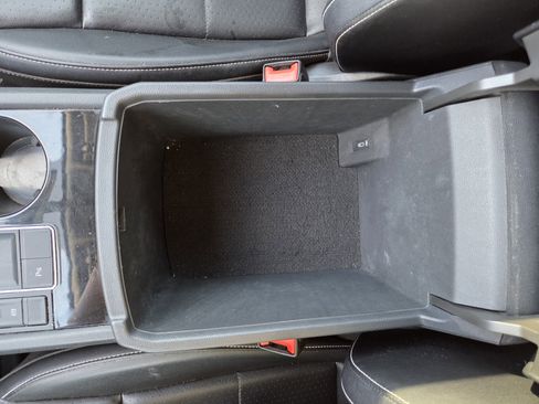 Used 2022 Volkswagen Atlas SE image 27