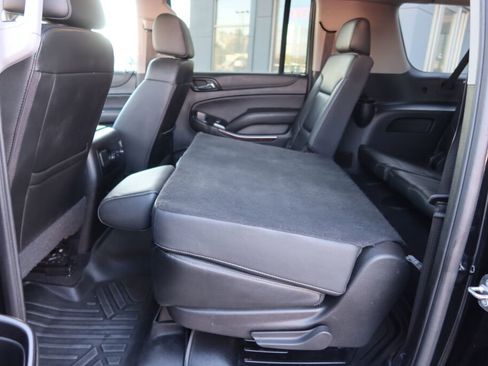Used 2019 GMC Yukon XL SLT image 19