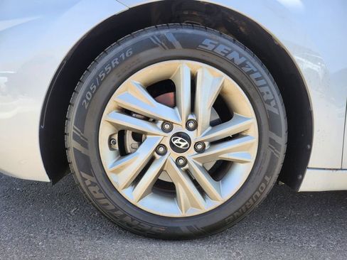 Used 2019 Hyundai Elantra Value Edition w/ Cargo Package FWD image 33