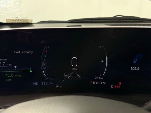 Certified 2025 Cadillac XT4 Premium Luxury image 24