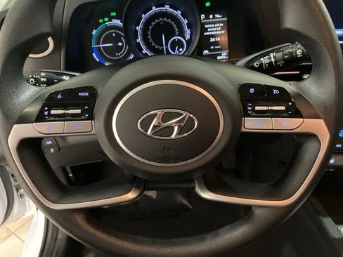 Used 2022 Hyundai Elantra Blue image 13