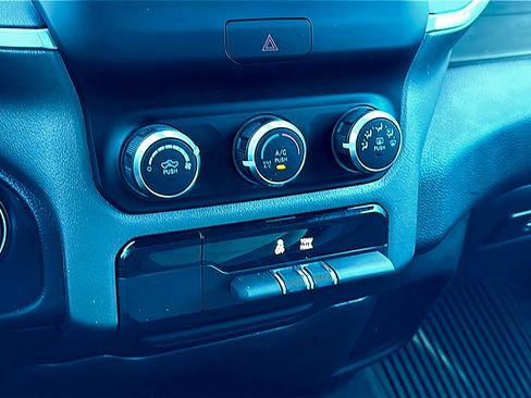 Used 2023 RAM 1500 Lone Star image 33