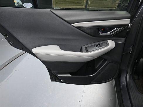 Used 2022 Subaru Outback Premium image 26