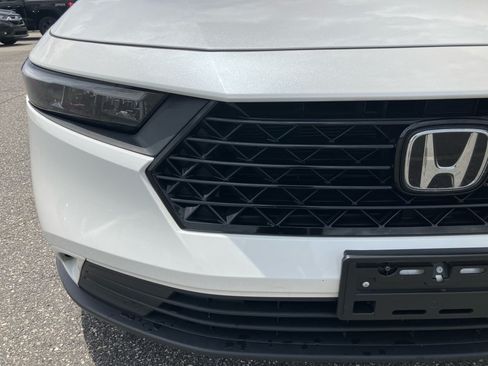 Used 2023 Honda Accord EX image 28