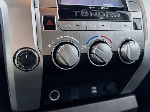 Used 2015 Toyota Tundra SR5 AWD/4WD image 24
