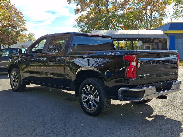 Used 2023 Chevrolet Silverado 1500 LT AWD/4WD image 4