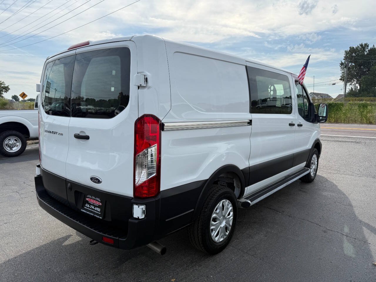 Used 2025 Ford Transit 250 Low Roof w/ Exterior Upgrade Package RWD image 5