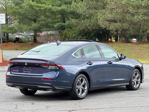 Used 2024 Honda Accord EX image 6