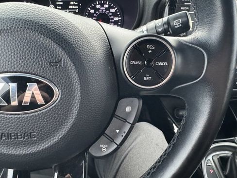 Used 2015 Kia Soul ! w/ Sun & Sound Package image 19