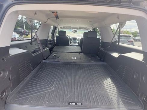 Used 2016 Chevrolet Suburban LT AWD/4WD image 16