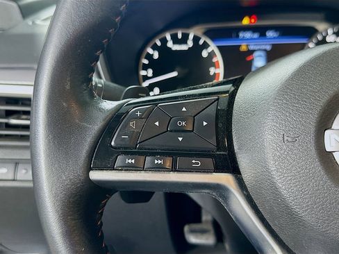 Used 2023 Nissan Altima 2.5 SR FWD image 22